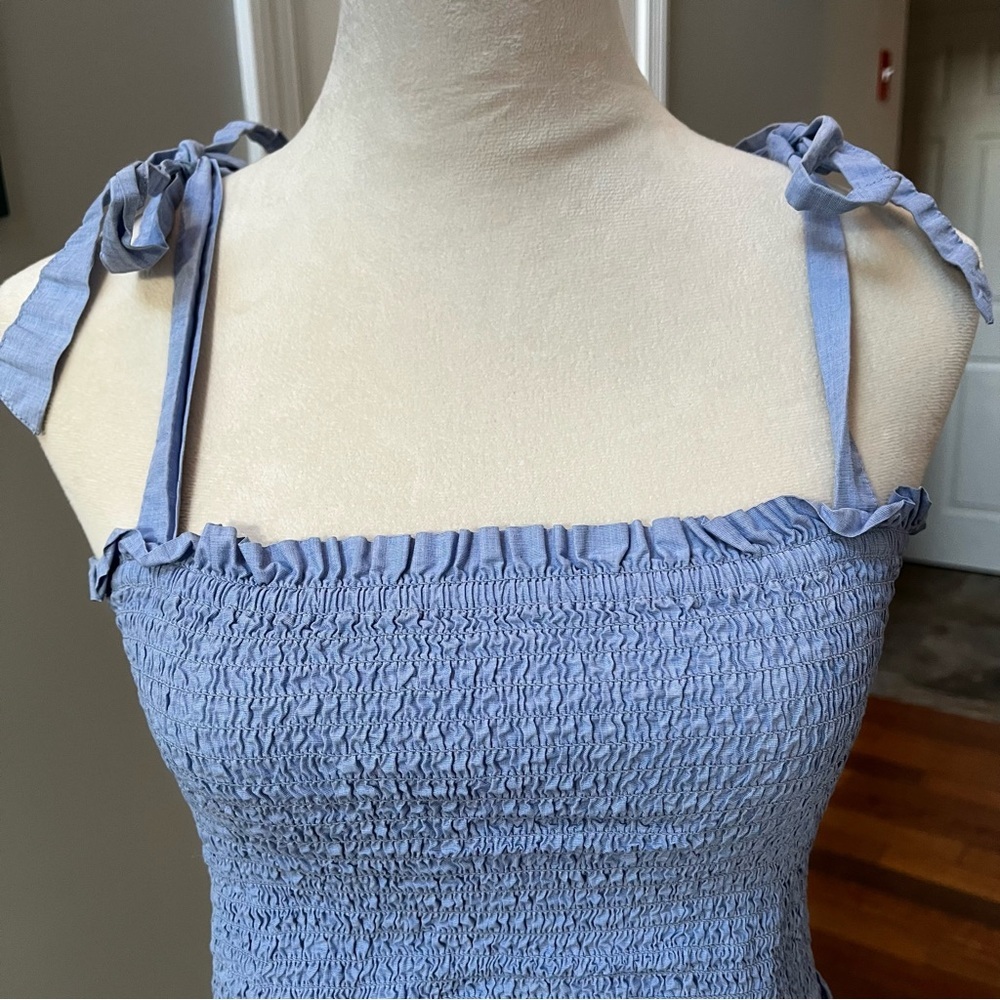 J. Crew Medium Blue Smocked Tie-Shoulder Tank Top Chambray Fabric Stretchy - Picture 5 of 10